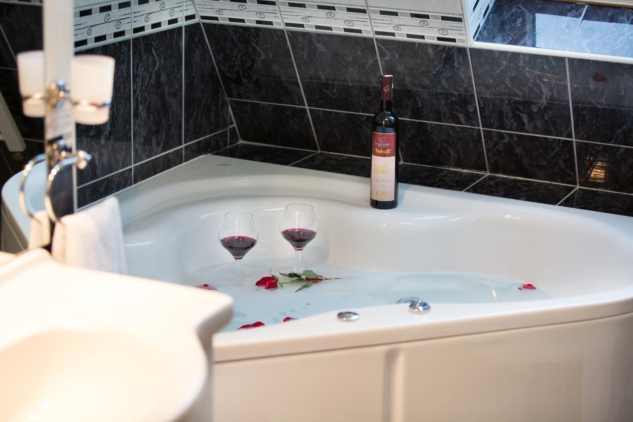 Hotel Babino Brdo Derventa 외부 사진