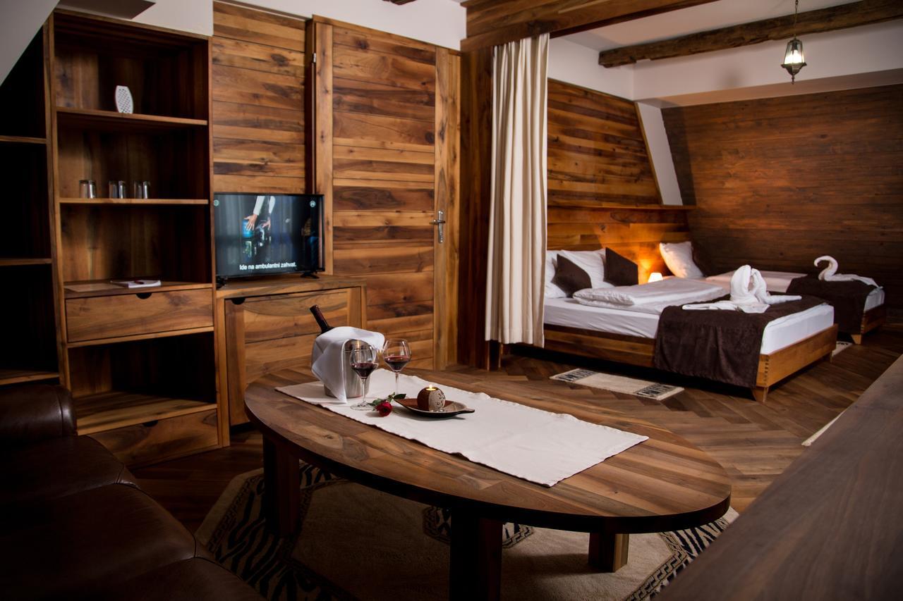 Hotel Babino Brdo Derventa 외부 사진