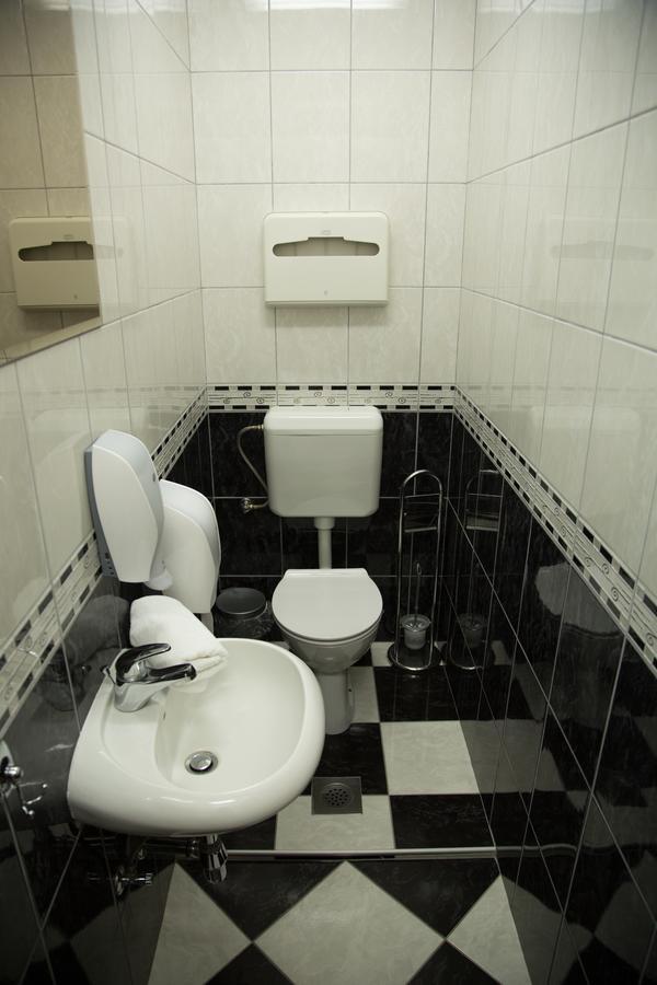 Hotel Babino Brdo Derventa 외부 사진