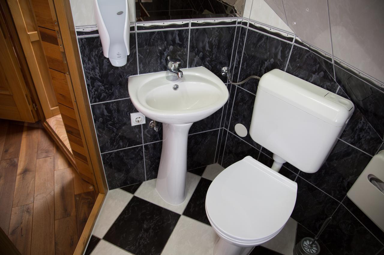 Hotel Babino Brdo Derventa 외부 사진