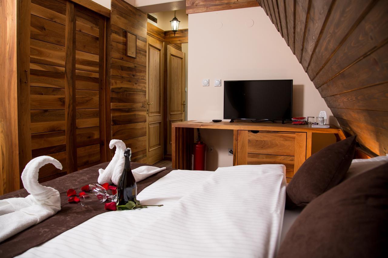 Hotel Babino Brdo Derventa 외부 사진